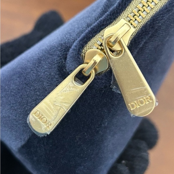 New Dior Beauty cosmetic pouch - Picture 7 of 10